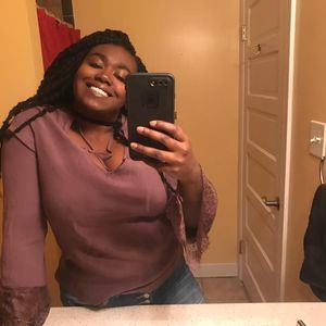 Meet your Posher, Julia